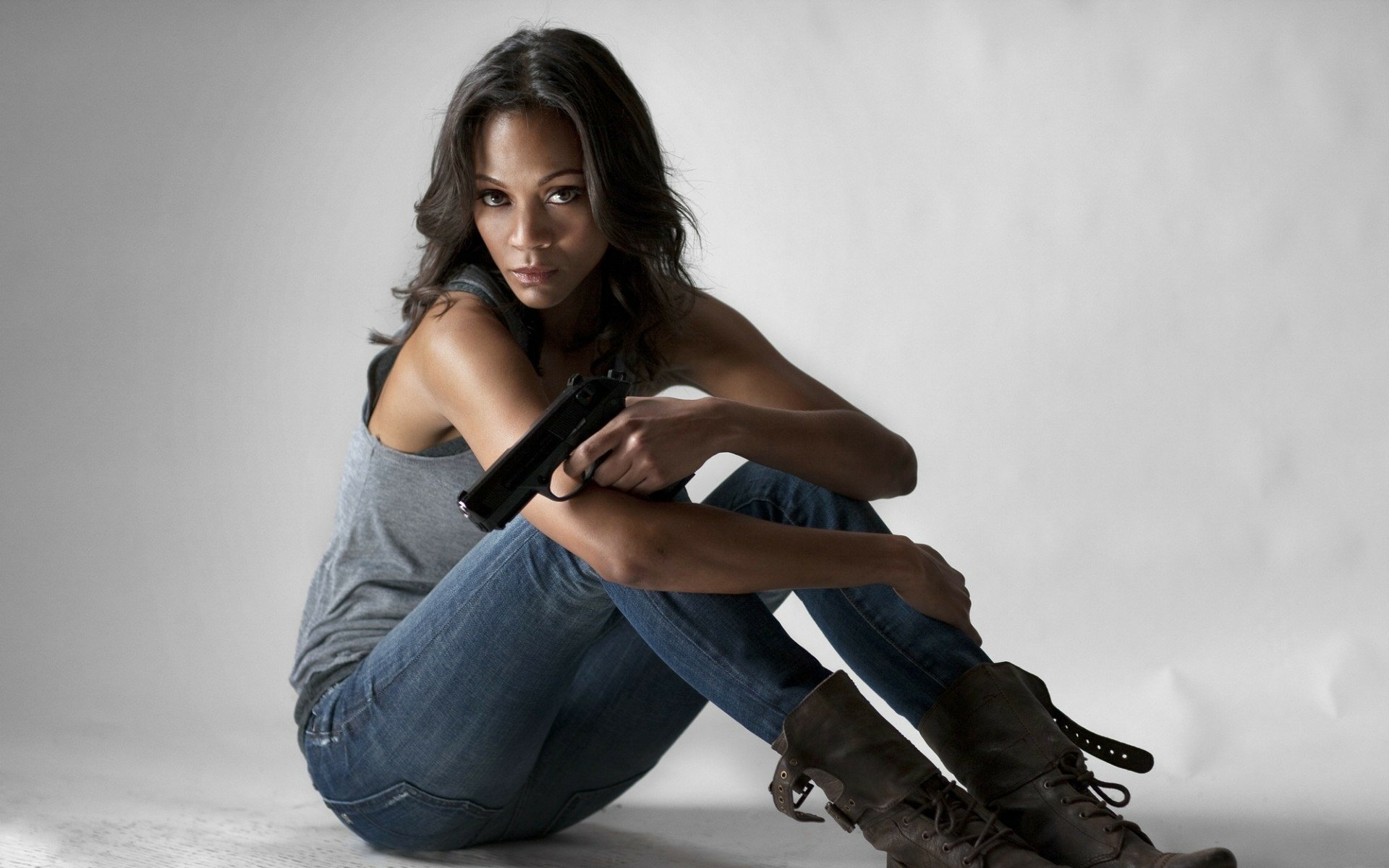 Download Celebrity Zoe Saldana HD Wallpaper