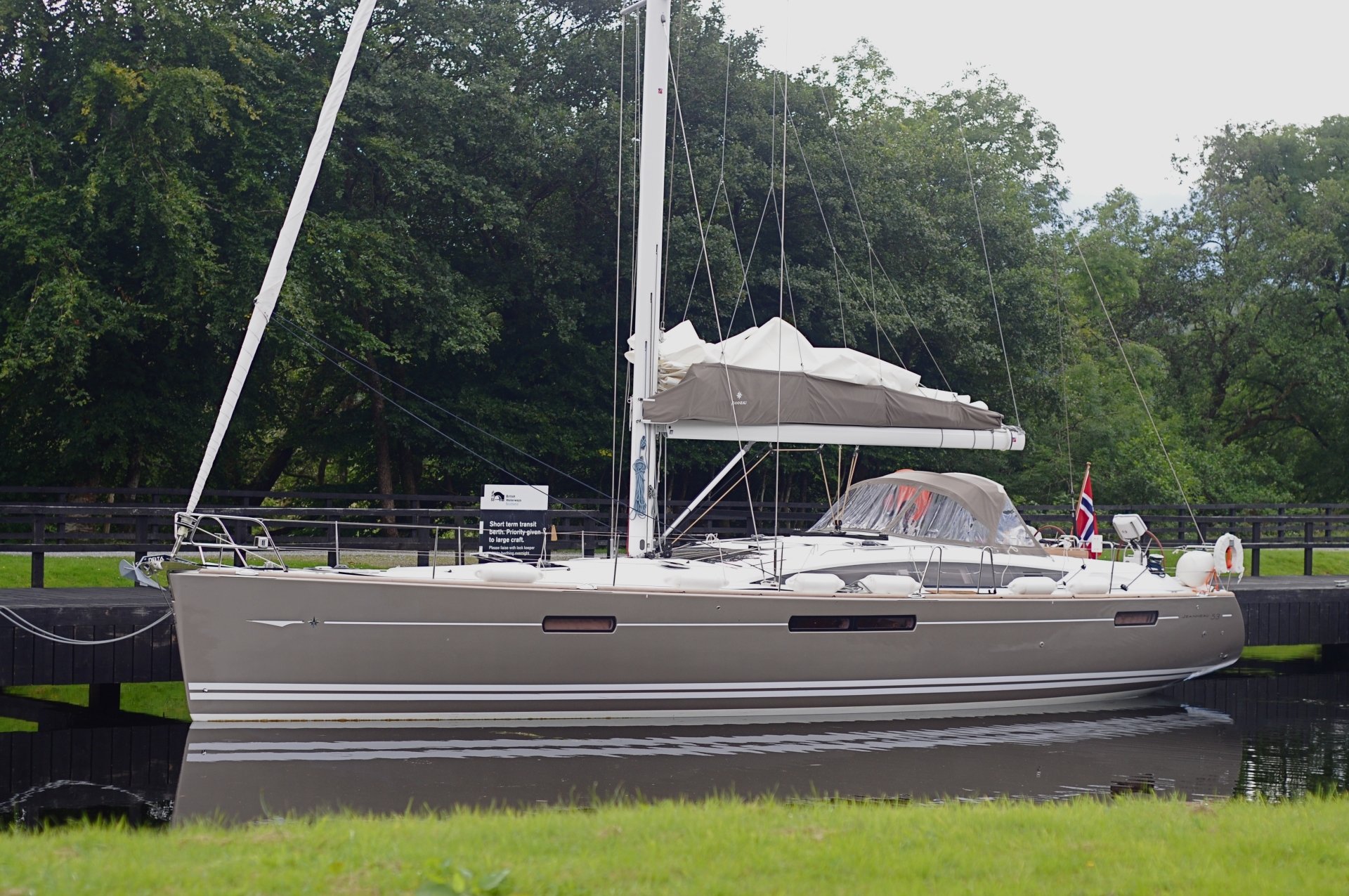 Download Vehicle Sailboat 4k Ultra HD Wallpaper