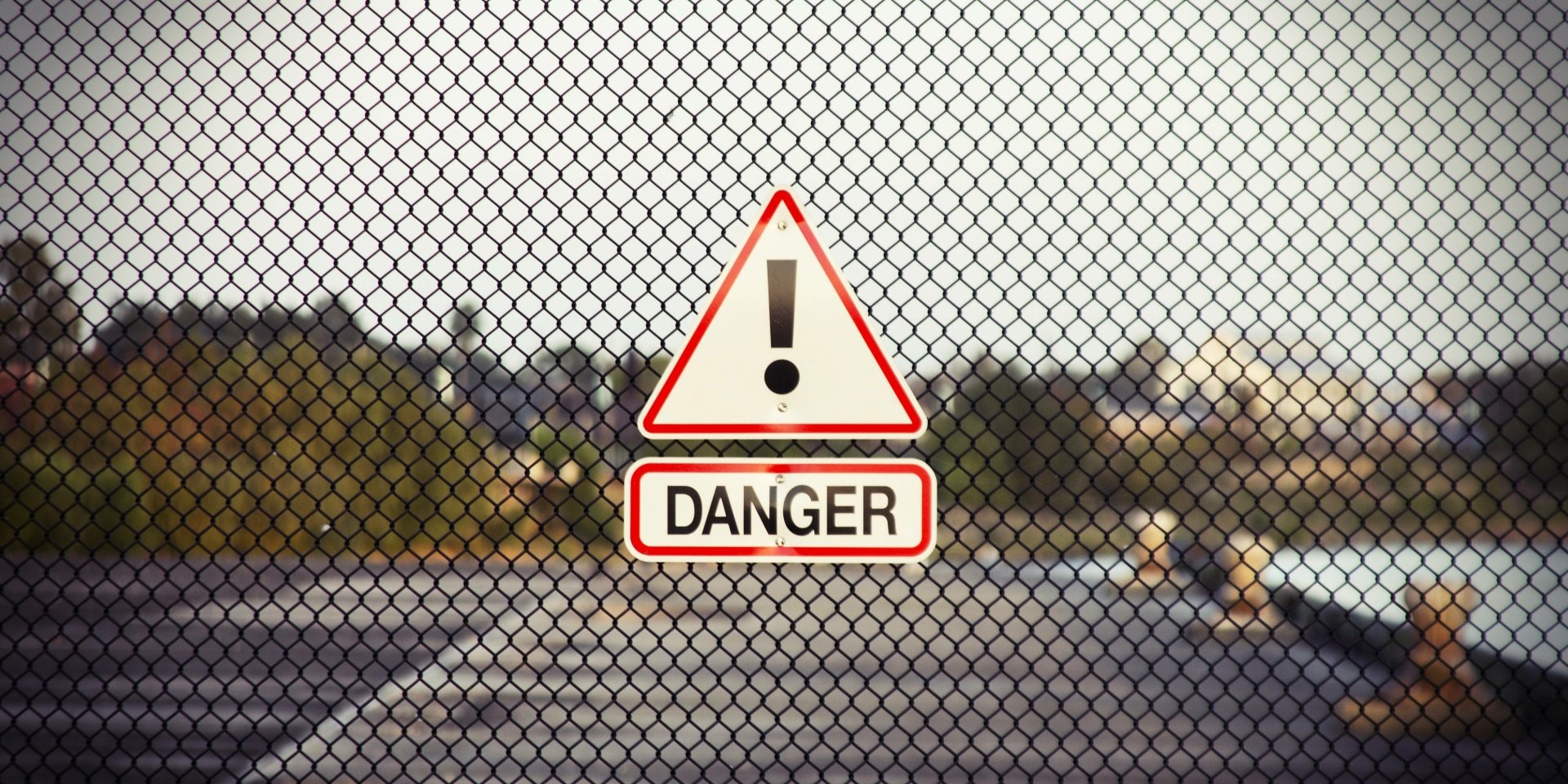 Download Danger Misc Sign 4k Ultra HD Wallpaper