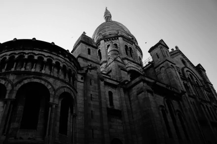 Black & White France Paris Basilica monument religious Sacré-Cœur HD Desktop Wallpaper | Background Image