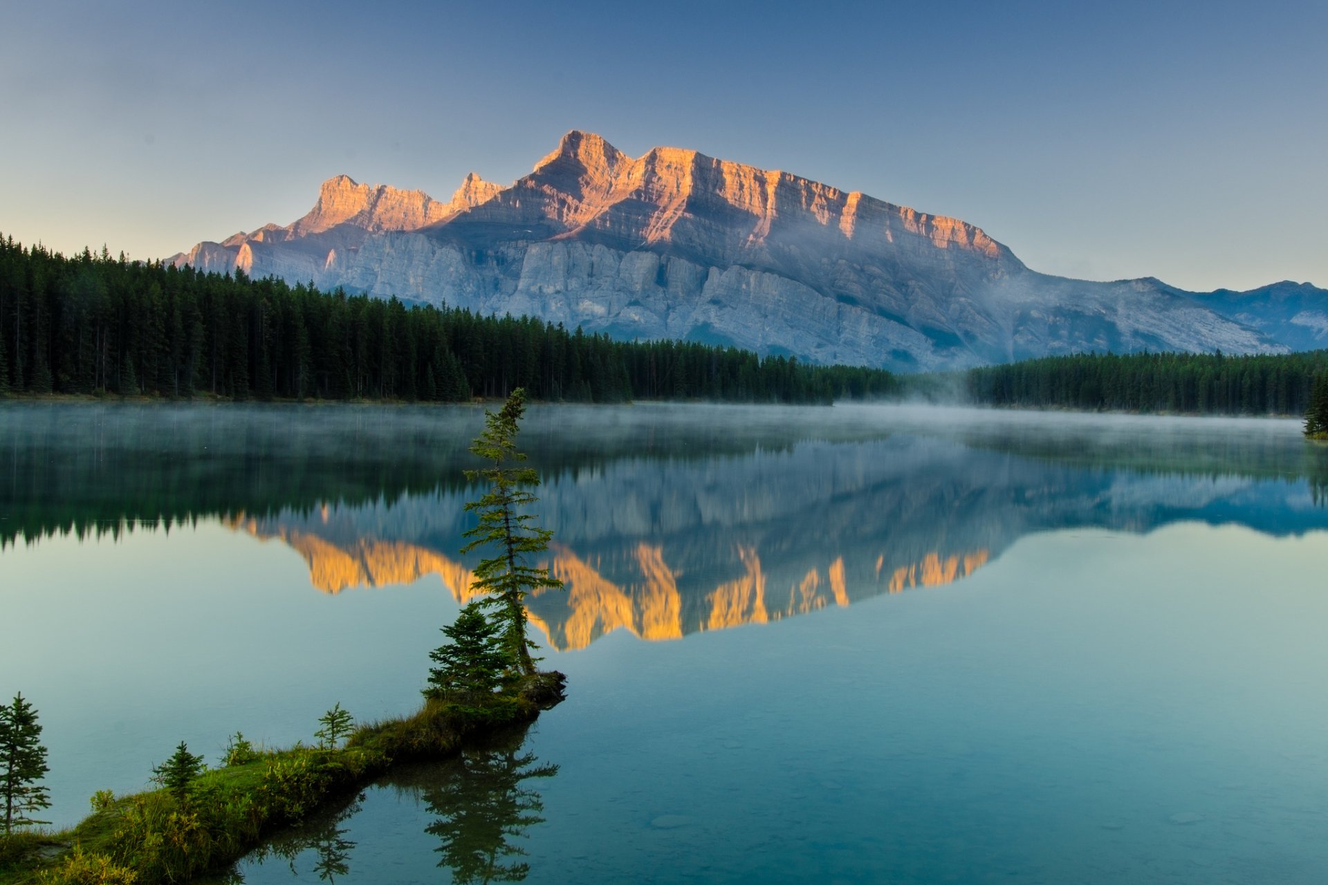 Misty Mountain Lake at Sunset – HD Nature Reflection Wallpaper ...