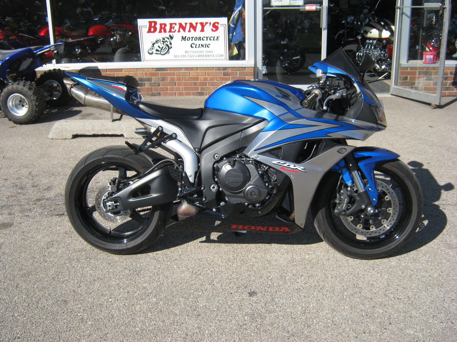 Honda cbr600rr С„РёРѕР»РµС‚РѕРІС‹Р№