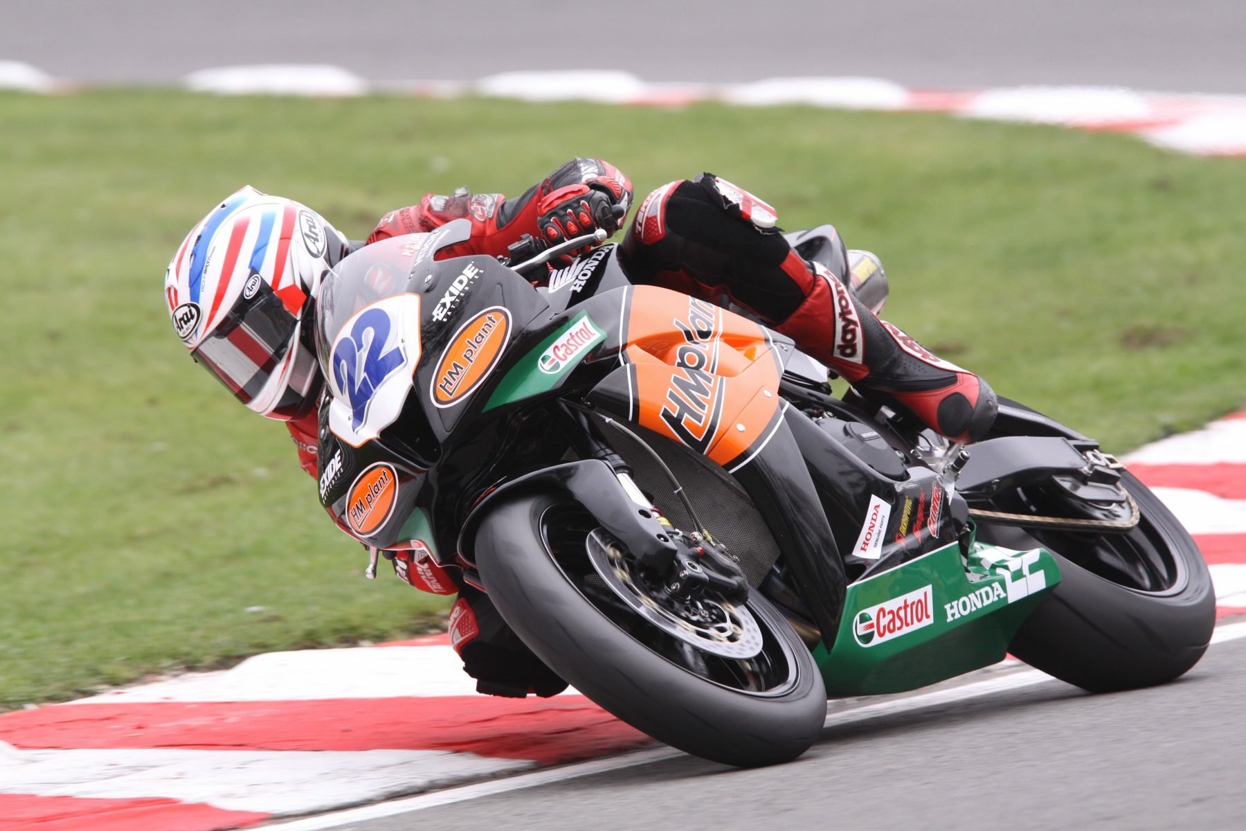 Download Race Motorcycle Vehicle Honda CBR600RR Wallpaper