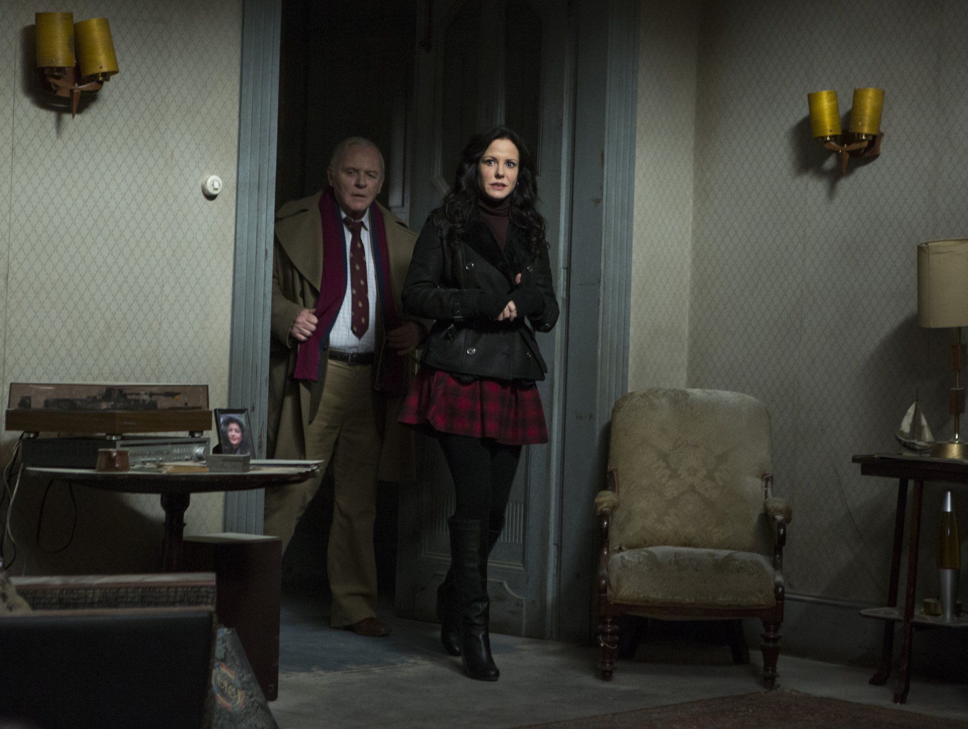 Download Sarah Ross Mary-Louise Parker Bailey (RED 2) Anthony Hopkins Movie RED 2 4k Ultra HD Wallpaper