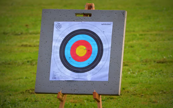  An archery target by Ben_Kerckx
