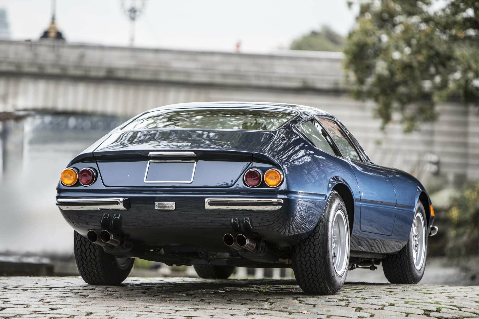 Download Ferrari Vehicle Ferrari Daytona HD Wallpaper