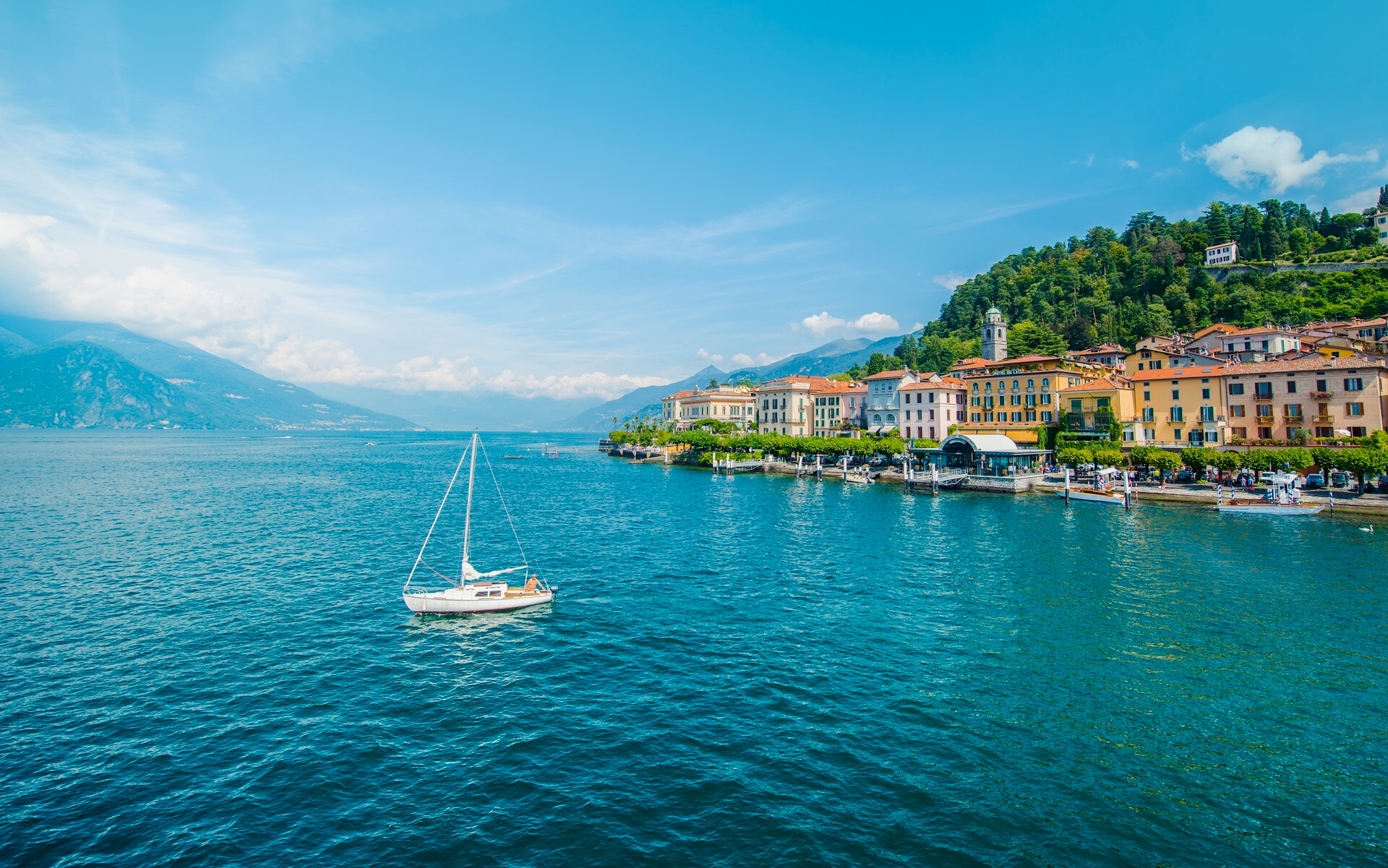 Boat On Lake Como Italy Tapeta Hd Tło 1920x1201 Id699791