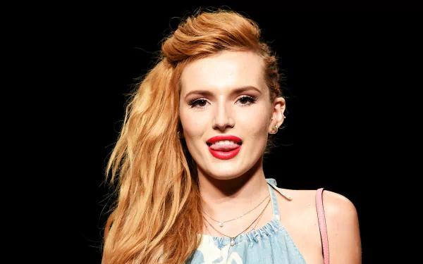 Celebrity Bella Thorne HD Desktop Wallpaper | Background Image