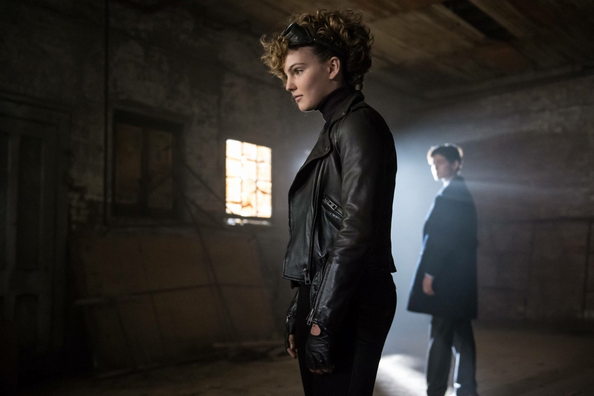 Download Bruce Wayne Selina Kyle Catwoman Camren Renee Bicondova Gotham TV Show TV Show Gotham