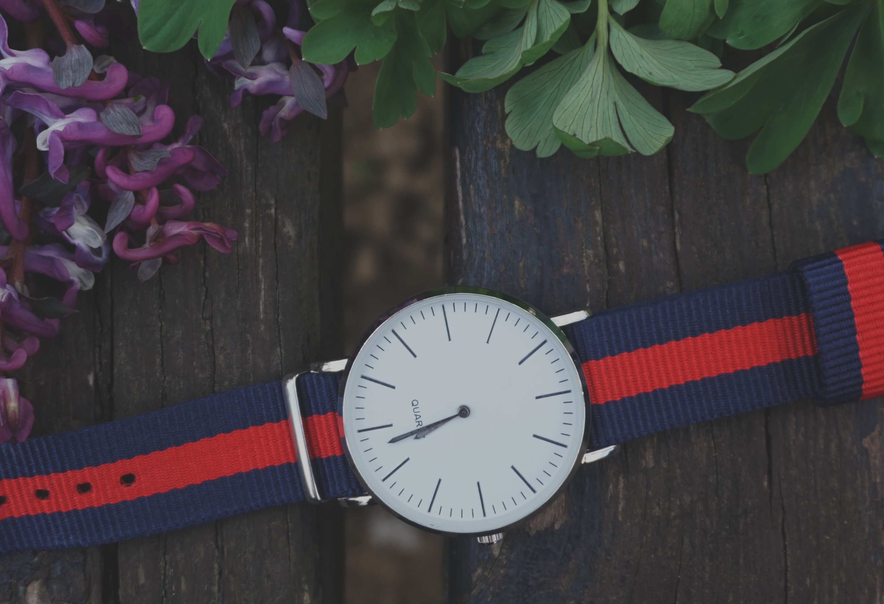 Man Made Watch HD Wallpaper | Background Image