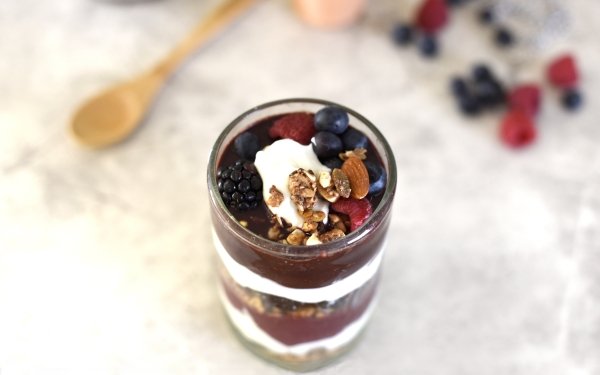 Food Yogurt Raspberry Blueberry Blackberry Nut Chocolate Dessert HD Wallpaper | Background Image