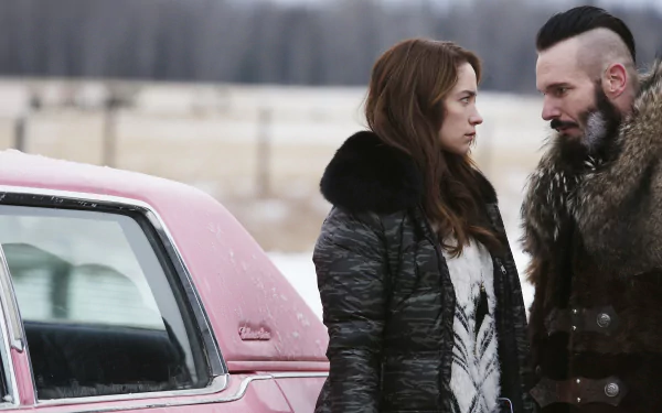 Melanie Scrofano TV Show Wynonna Earp HD Desktop Wallpaper | Background Image