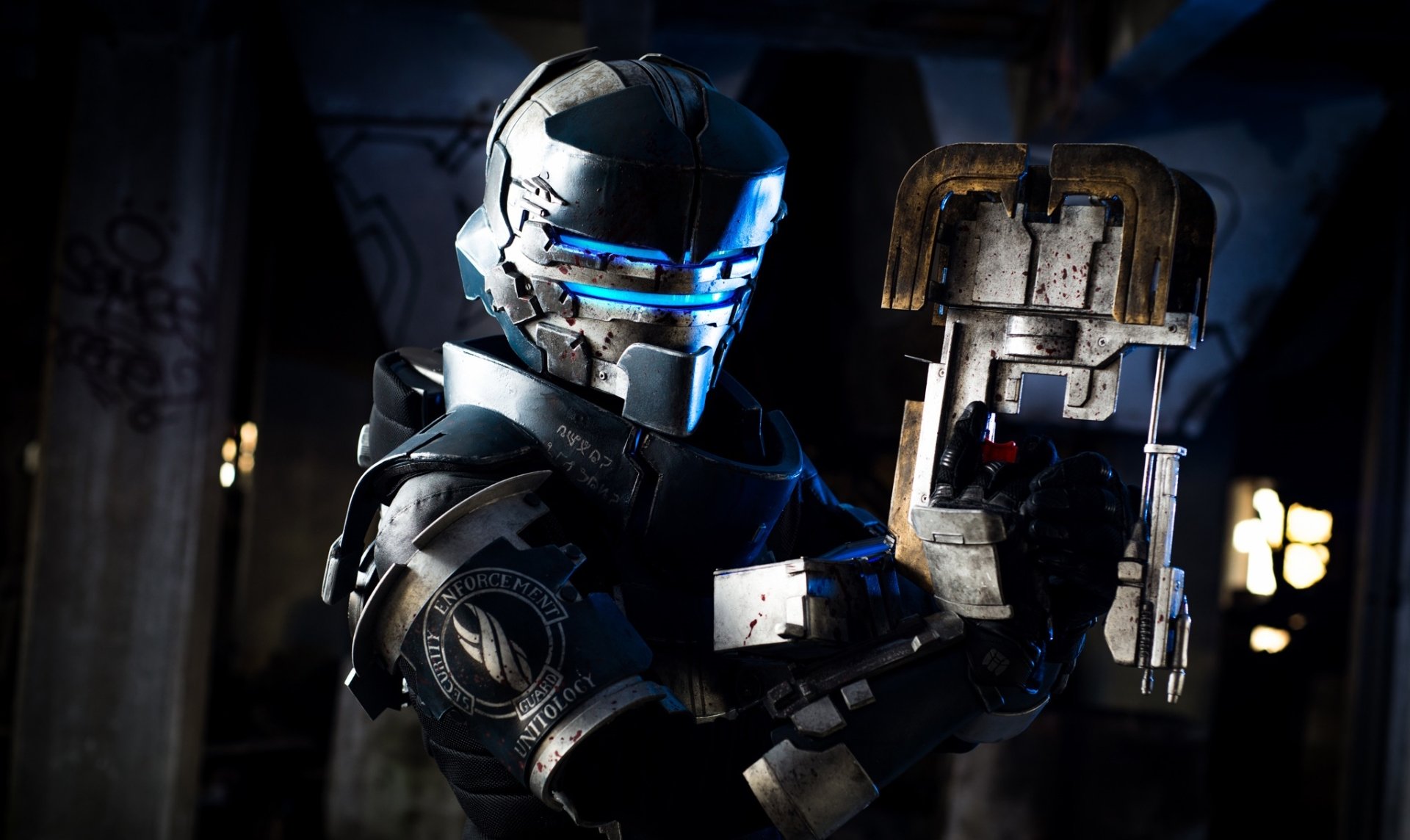 Download Isaac Clarke Dead Space Man Cosplay HD Wallpaper by tarrer
