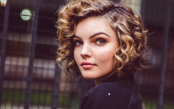 hazel eyes curl brunette American actress woman Camren Bicondova HD Desktop Wallpaper | Background Image
