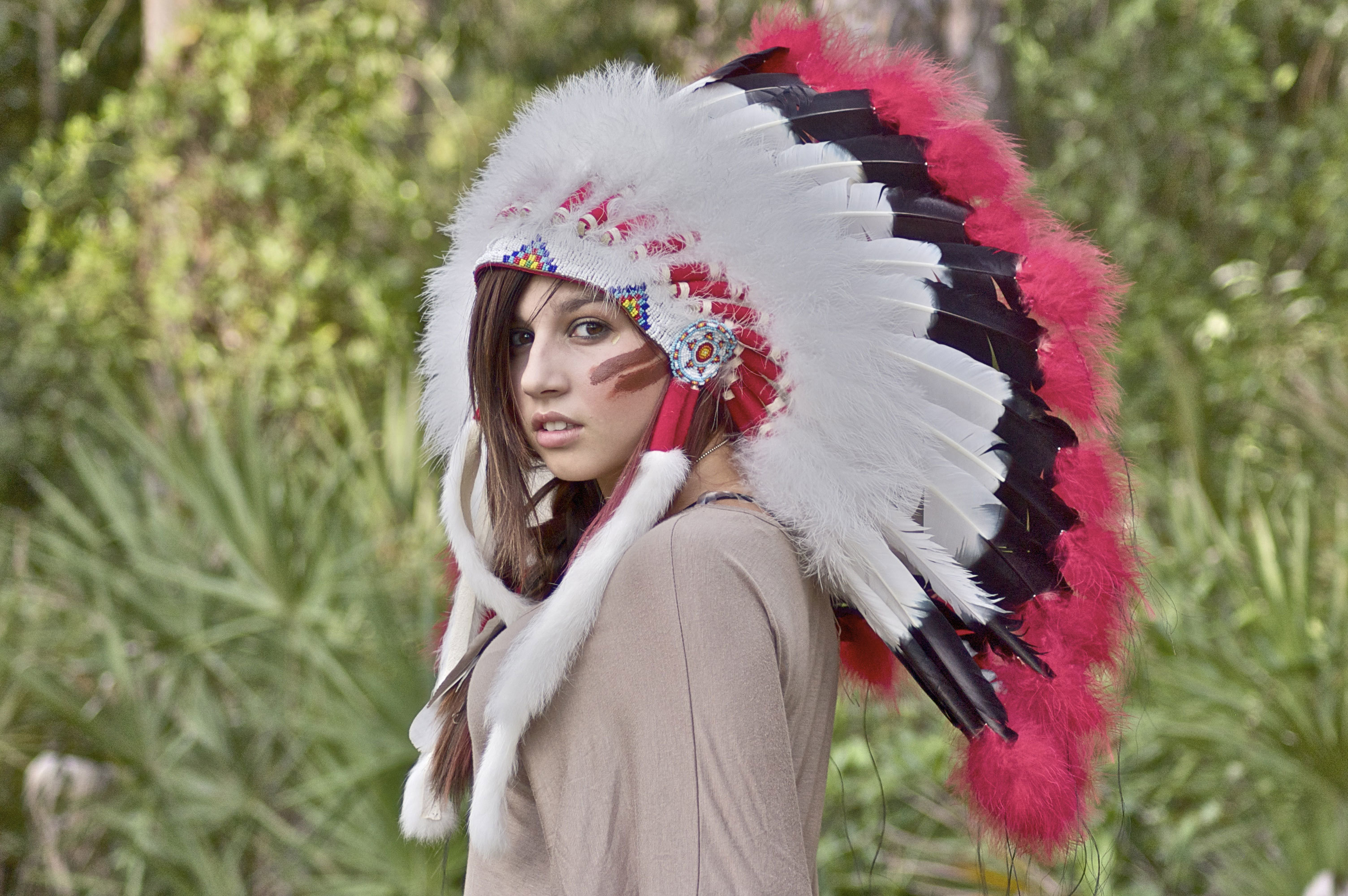 Download Woman Native American HD Wallpaper