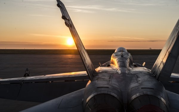 Military McDonnell Douglas CF-18 Hornet Jet Fighter Aircraft Warplane HD Wallpaper | Background Image