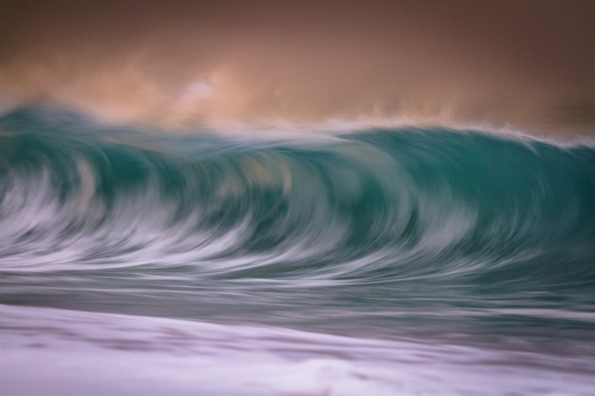 Natural wave. Волна. Моря и океаны. Волновая природа. Большая волна.