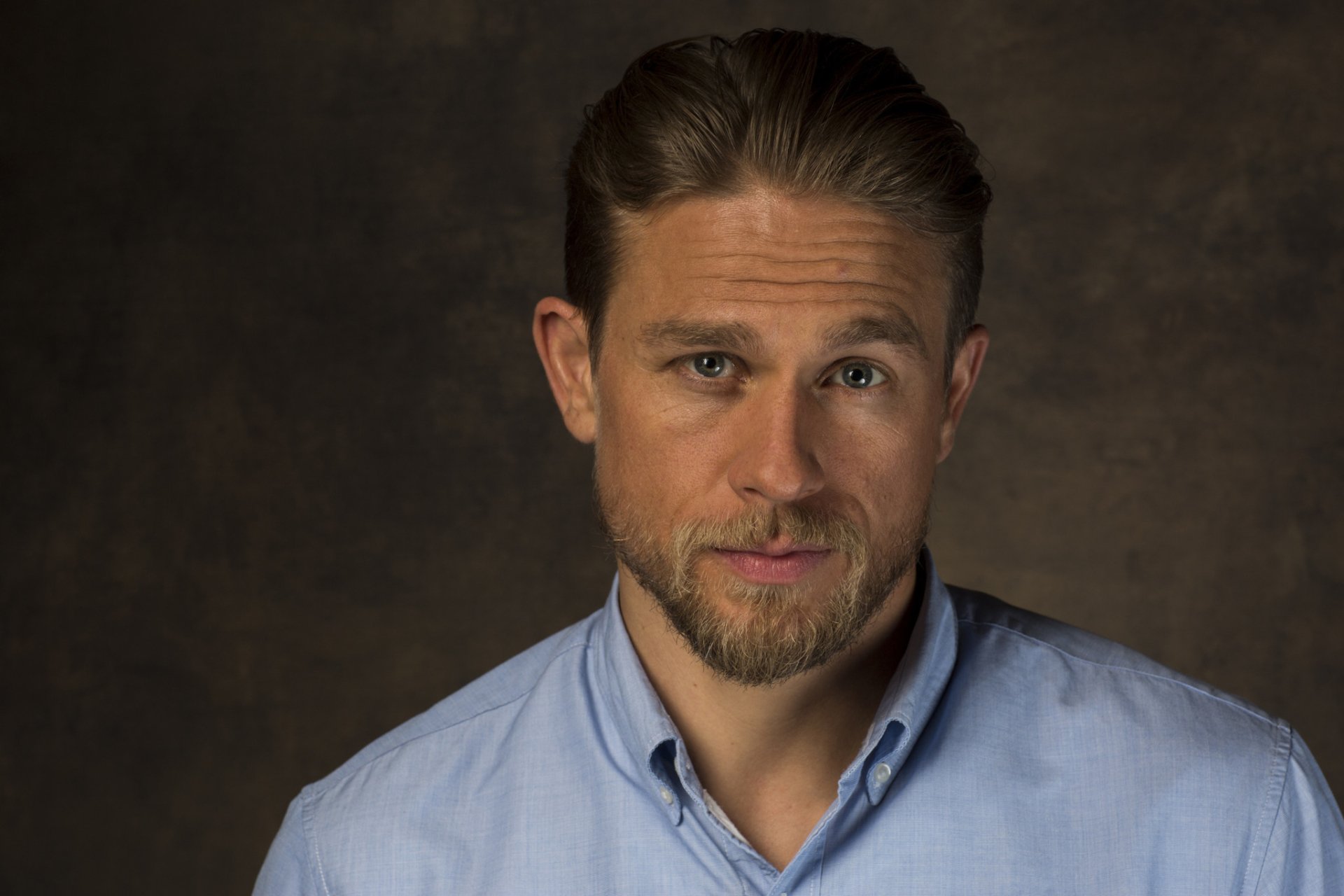 Charlie Hunnam HD Wallpapers and Backgrounds