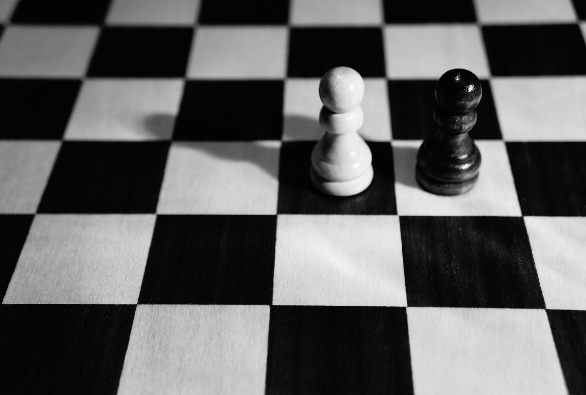 Download Black & White Man Made Chess 4k Ultra HD Wallpaper