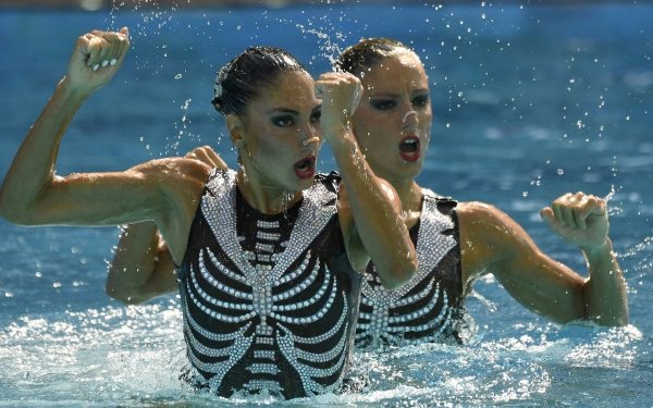 Sports Synchronized swimming HD Wallpaper | Background Image