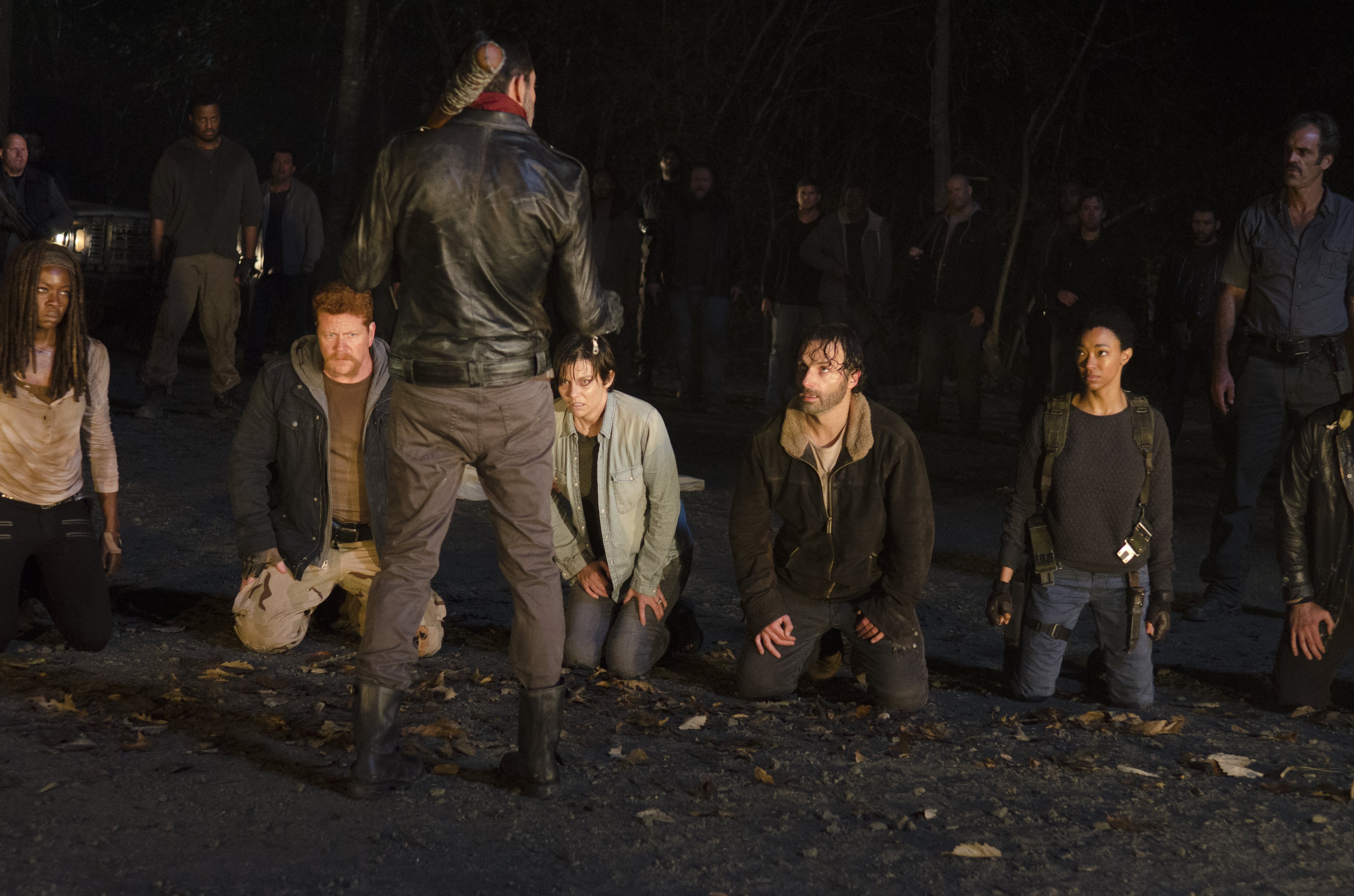 The Walking Dead Epic 4K Ultra HD Wallpaper Featuring Iconic Characters The Walking Dead Epic 4K Ultra HD Wallpaper Featuring Iconic Characters