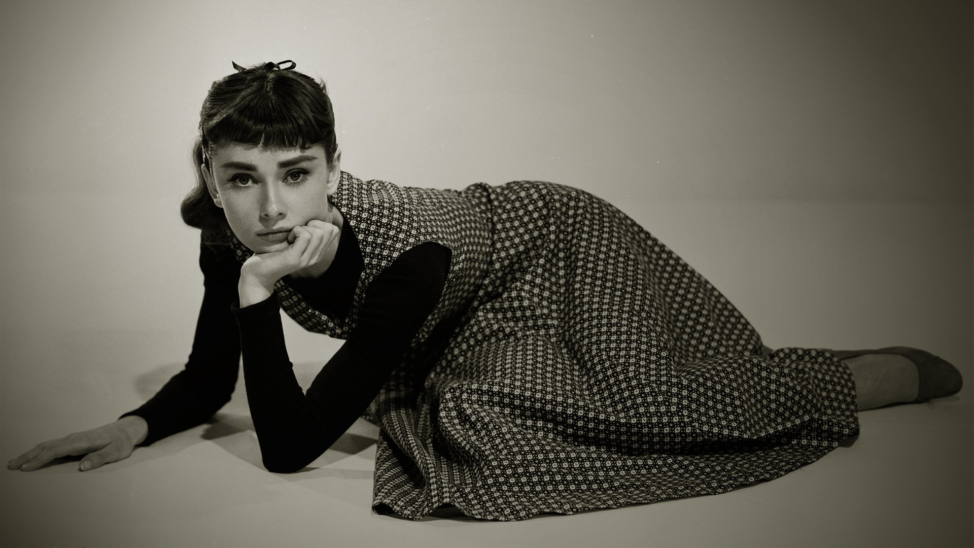 Audrey Hepburn Desktop Wallpaper (67+ pictures)