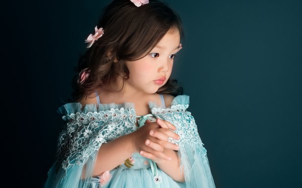 Photography Child Little Girl Brunette Brown Eyes HD Wallpaper | Background Image