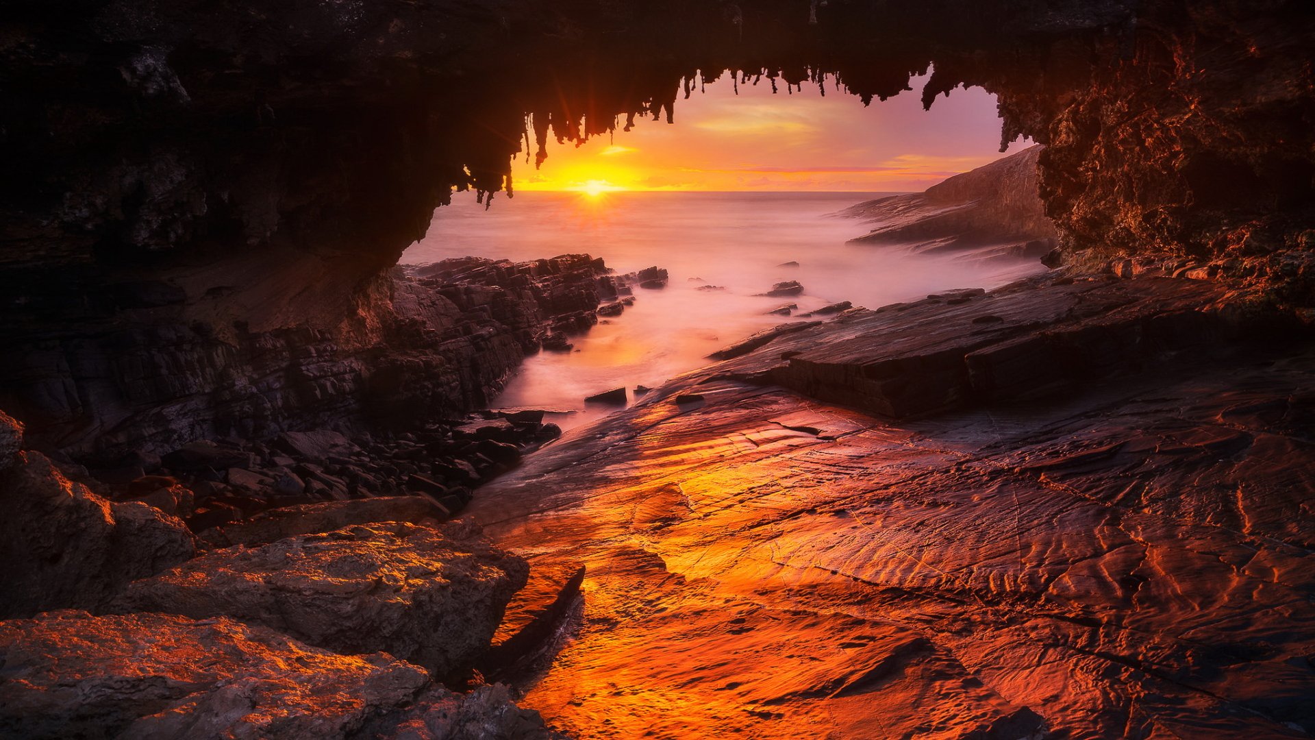 Inside Beach Cave At Sunset Fond Décran Hd Arrière Plan 2048x1152 Id746236 Wallpaper Abyss