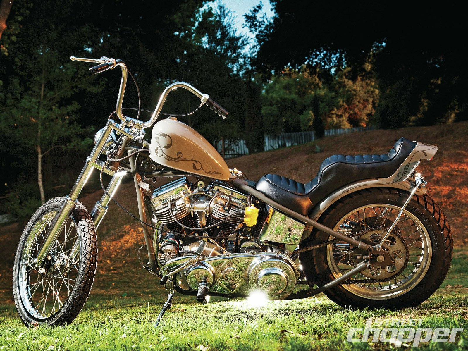 Download Motorcycle Vehicle Chopper Wallpaper