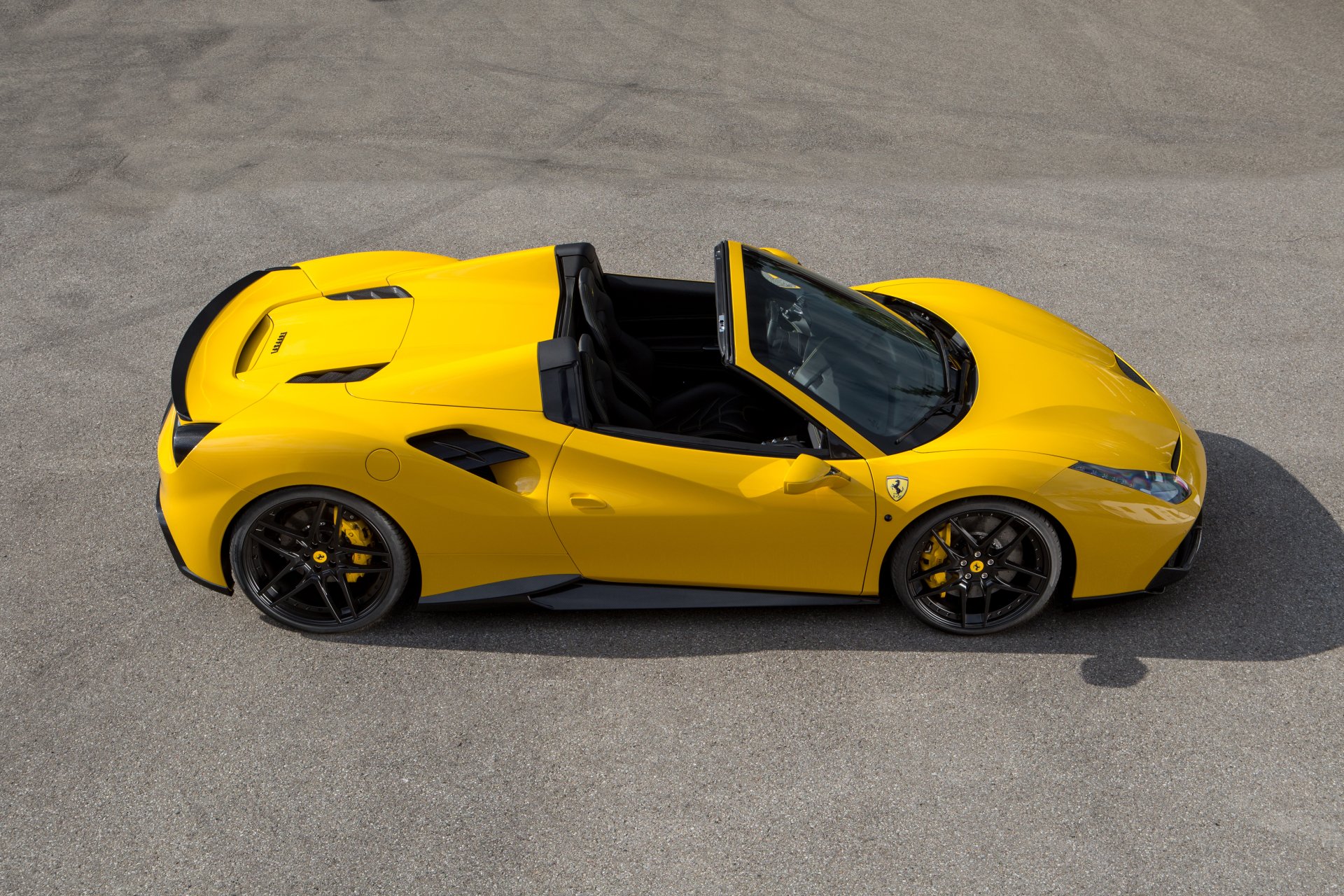 Download Vehicle Ferrari 488 Spider 4k Ultra HD Wallpaper