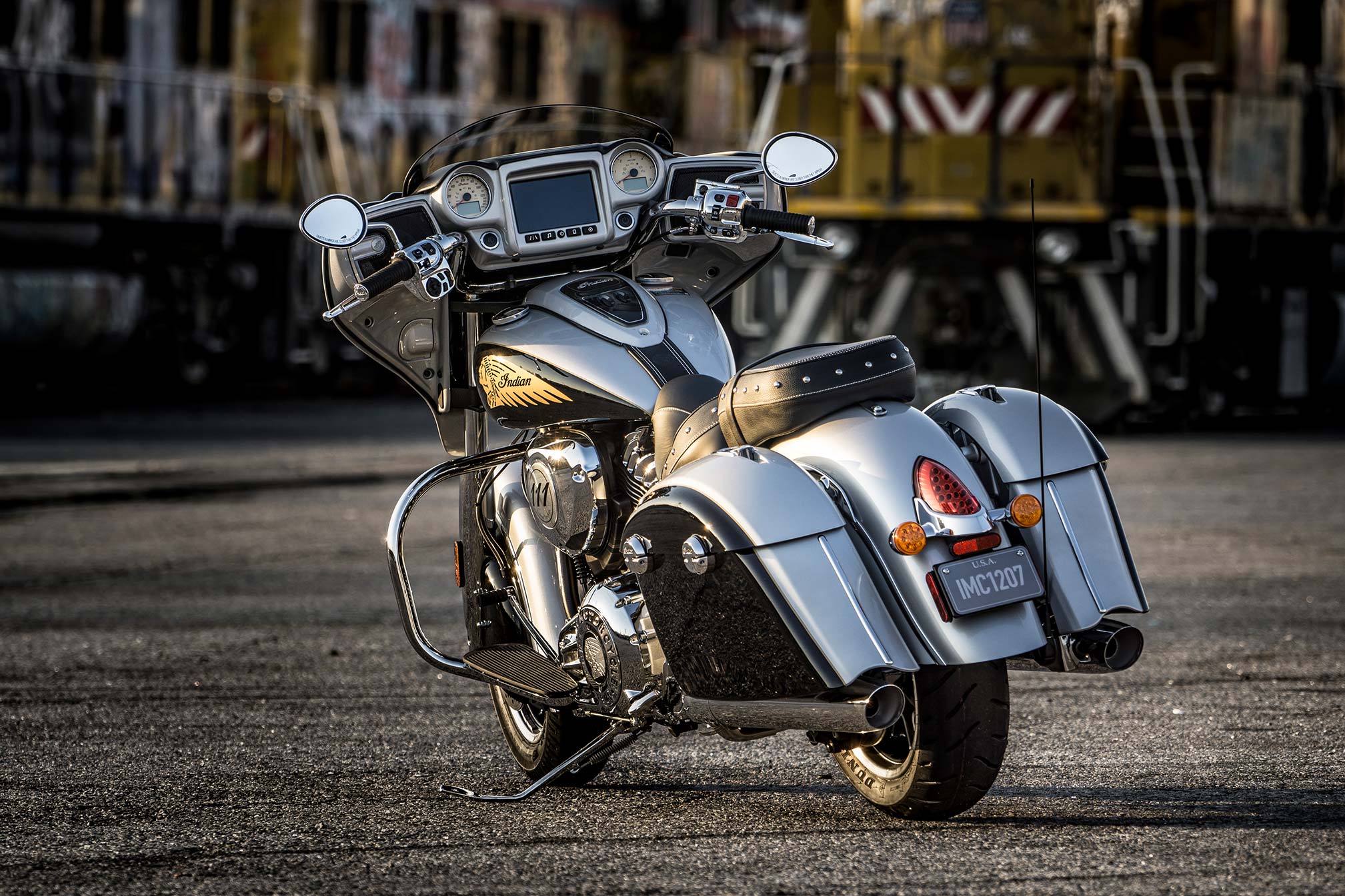 Vehicles Indian Chieftain HD Wallpaper | Background Image