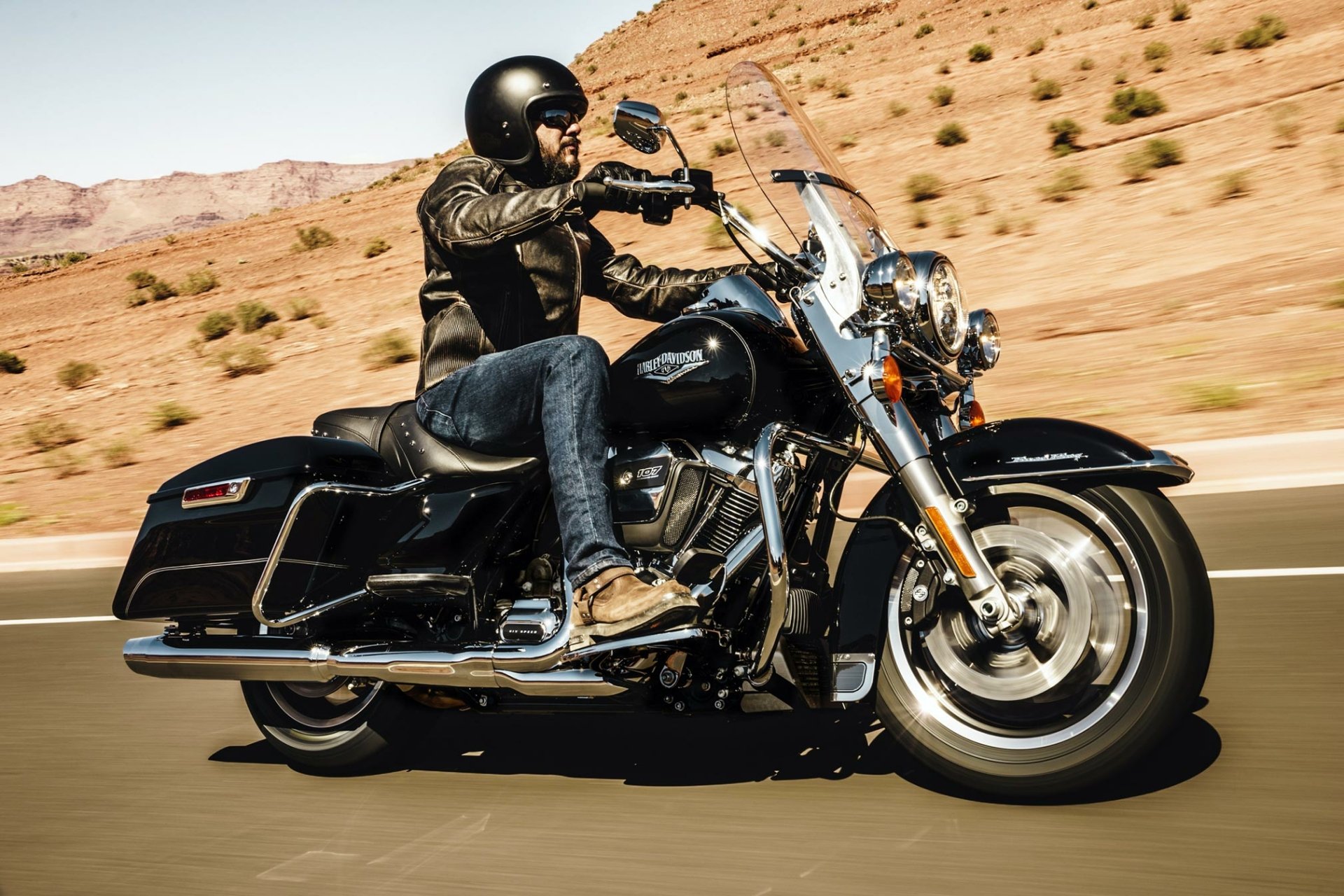 Download Vehicle Harley-Davidson Road King HD Wallpaper