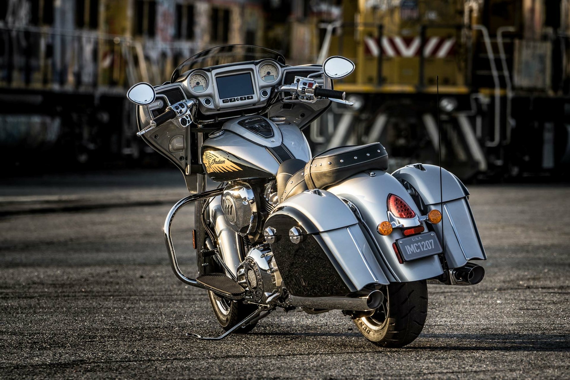 Download Vehicle Indian Chieftain HD Wallpaper