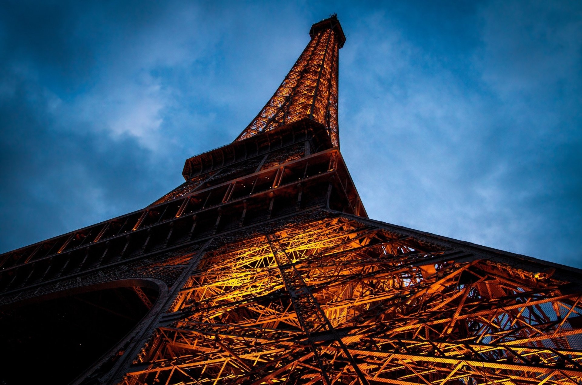download-night-light-monument-france-paris-close-up-man-made-eiffel