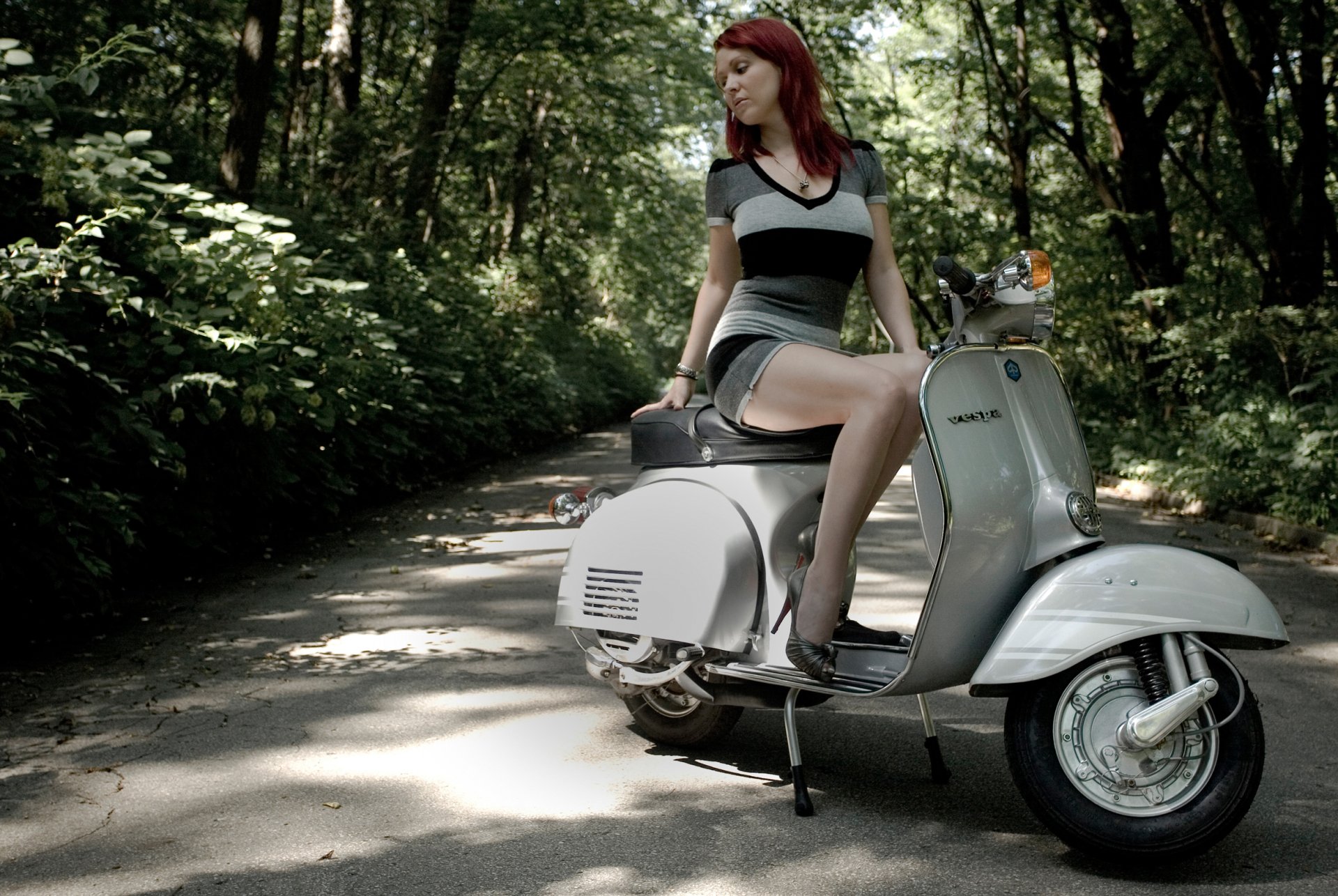 Download Vehicle Vespa HD Wallpaper