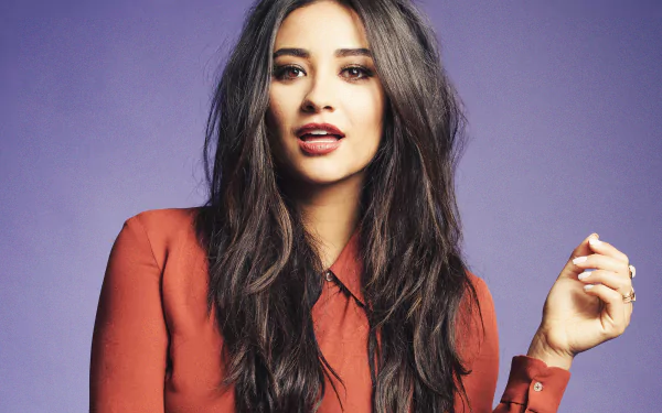brown eyes brunette Canadian actress Celebrity Shay Mitchell HD Desktop Wallpaper | Background Image