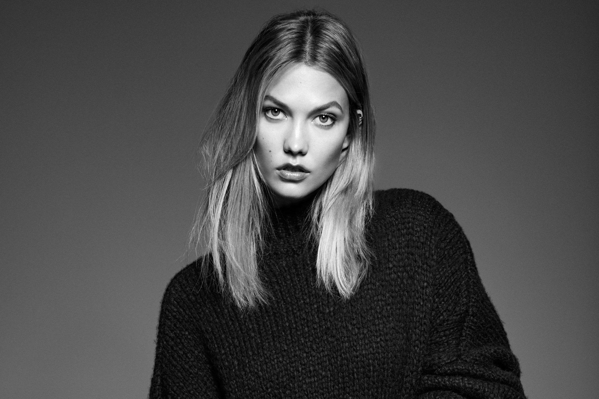 Karlie Kloss Wallpaper