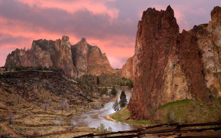  Smith Rock State Park in Oregon