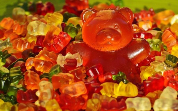 Food Gummy bear HD Wallpaper | Background Image