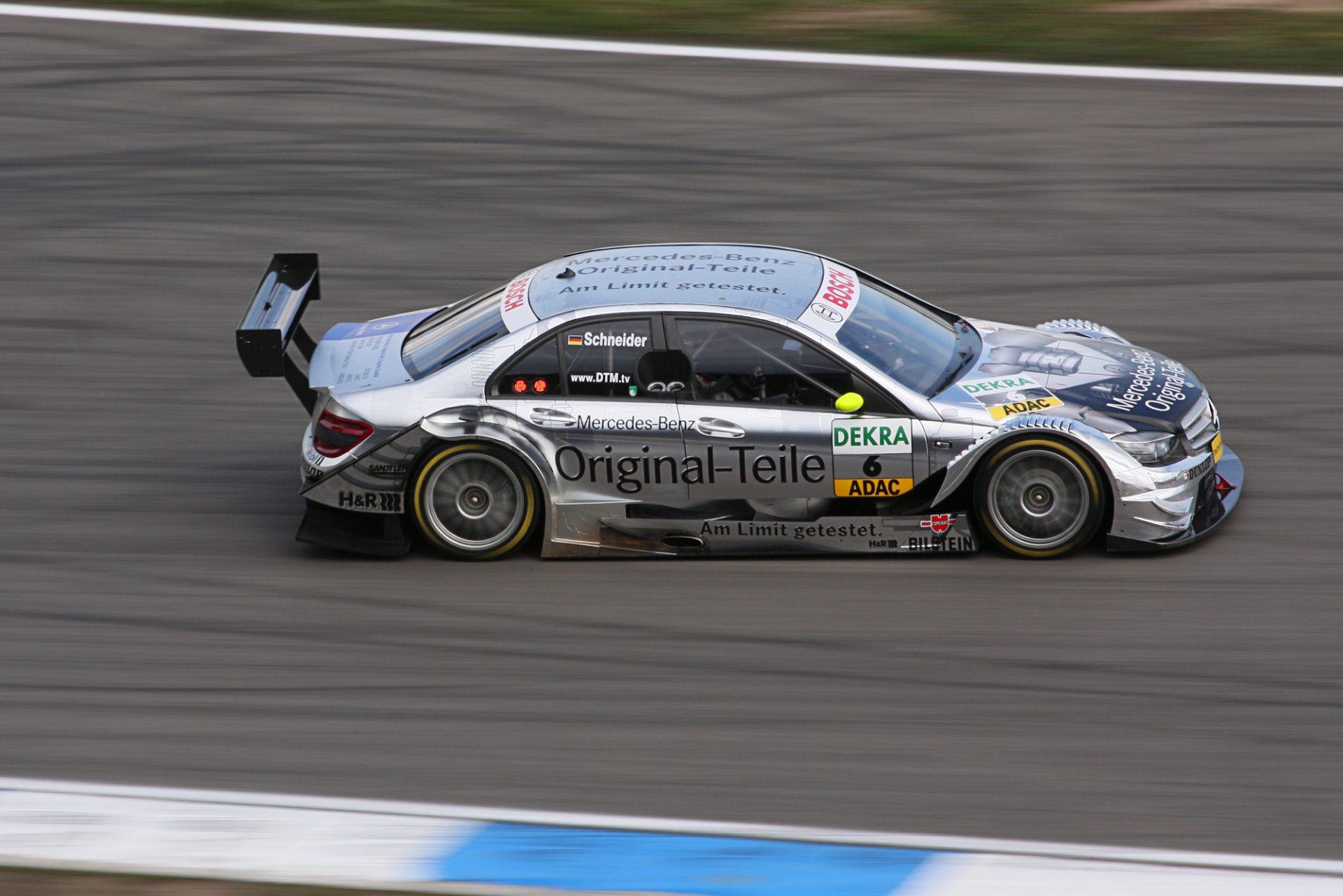 Download Vehicle Racing HD Wallpaper