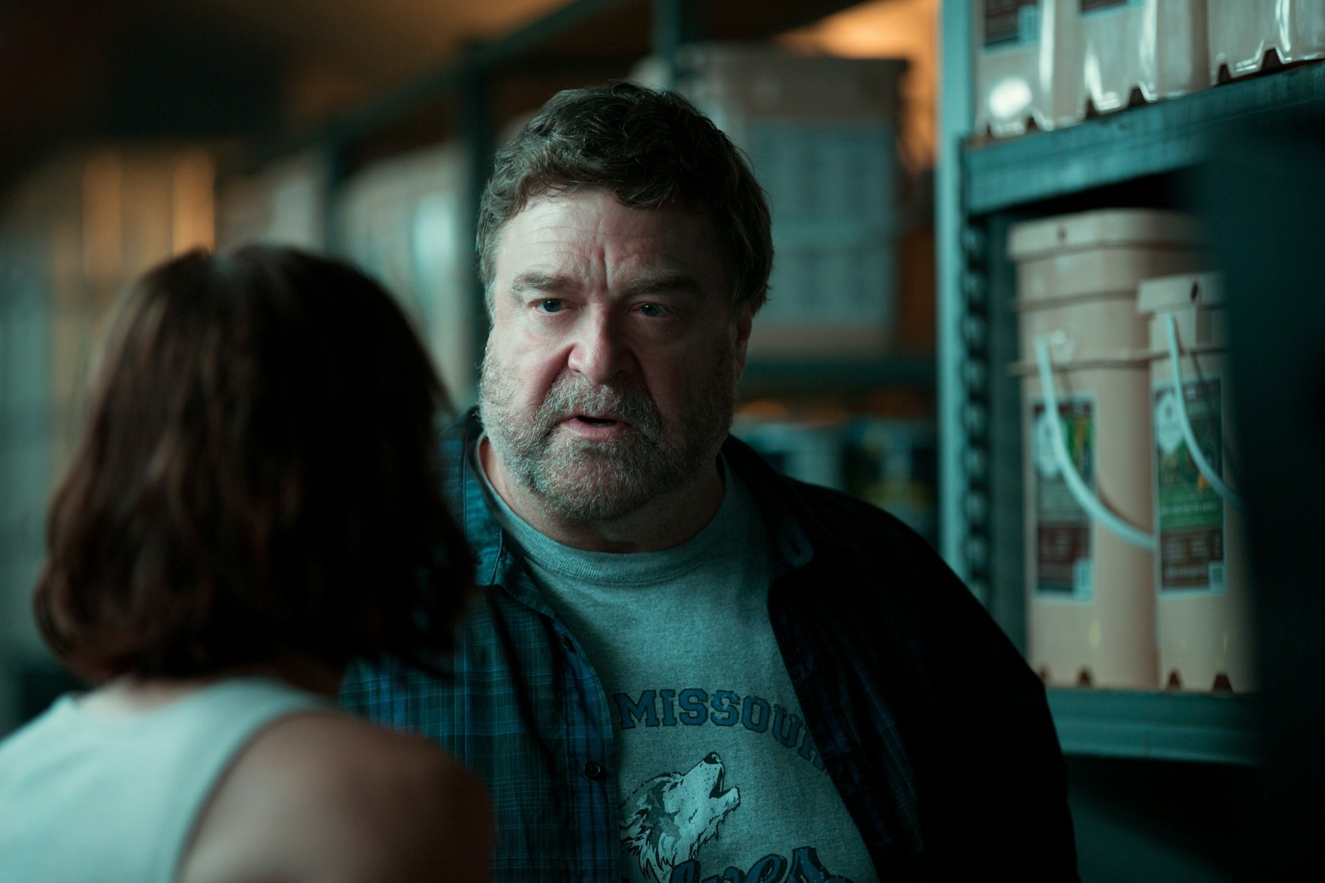 Download John Goodman Mary Elizabeth Winstead Movie 10 Cloverfield Lane 4k Ultra HD Wallpaper