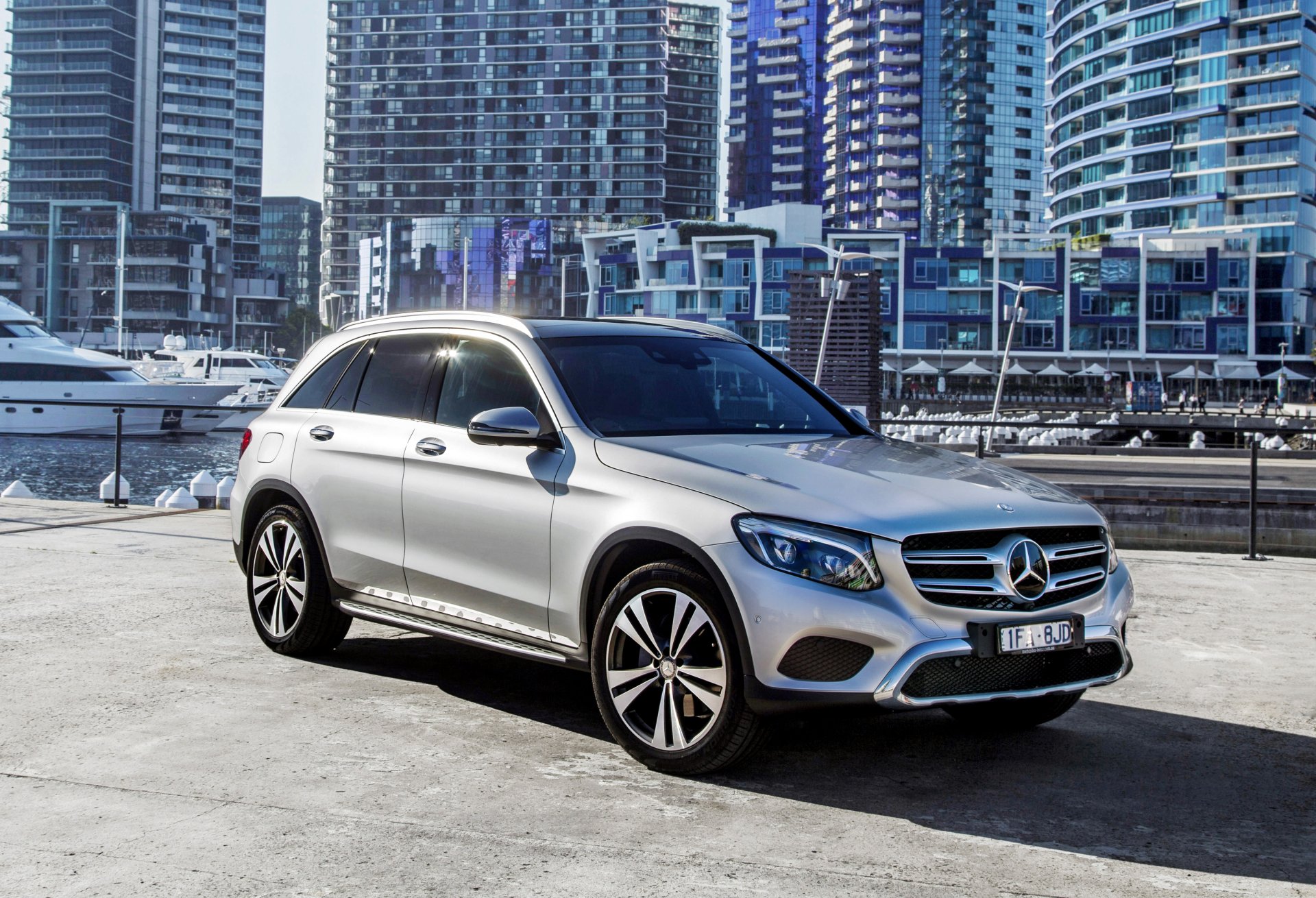 Download Silver Car SUV Car Mercedes-Benz Vehicle Mercedes-Benz GLC-Class 4k Ultra HD Wallpaper