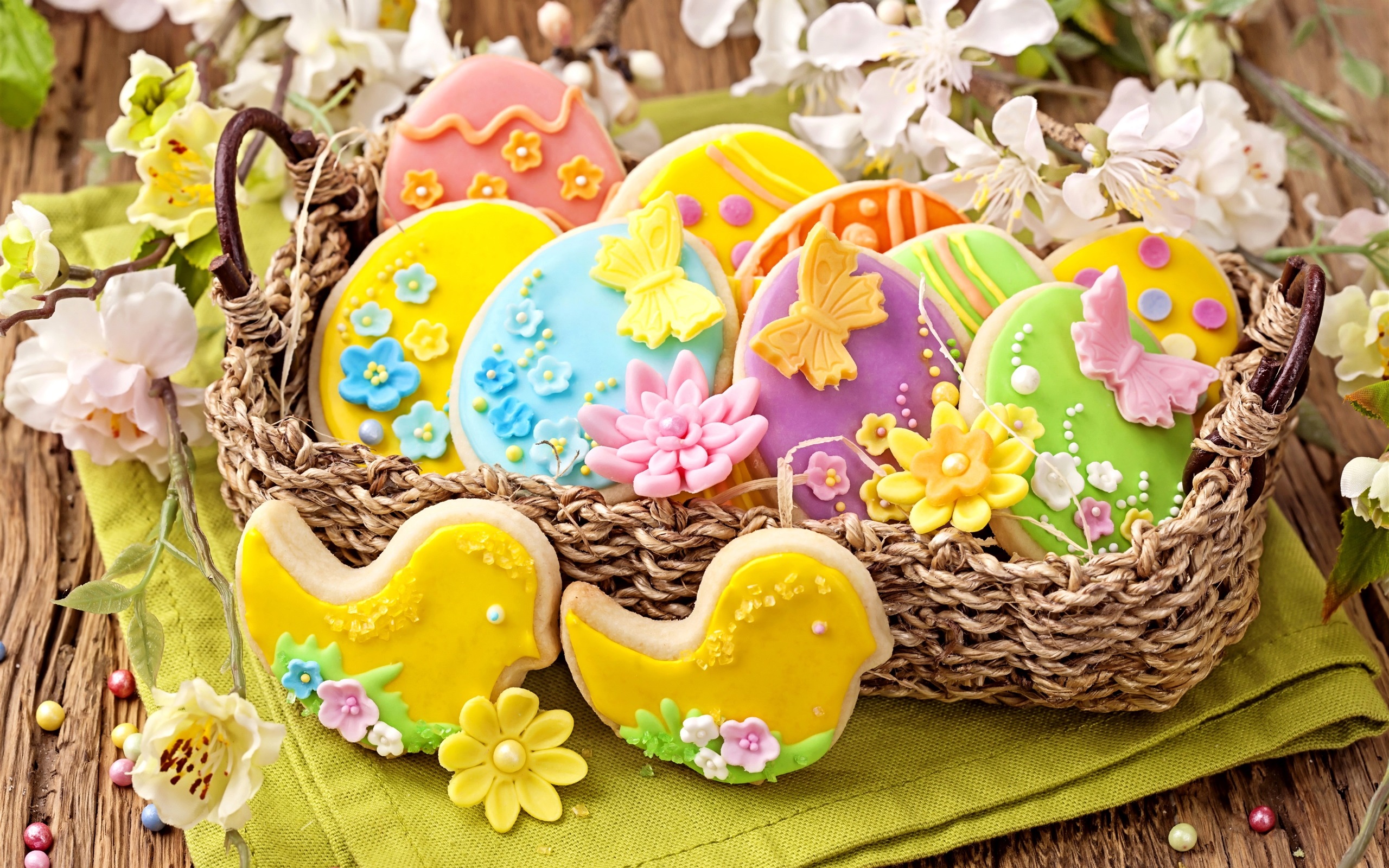 Decorated Easter Cookies
