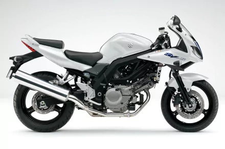 vehicle Suzuki SV650S HD Desktop Wallpaper | Background Image