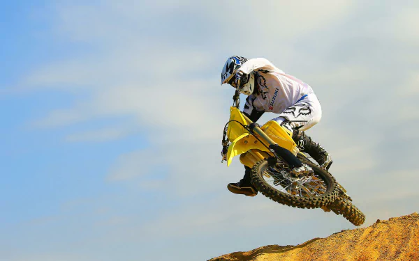 vehicle Suzuki RM-Z250 HD Desktop Wallpaper | Background Image