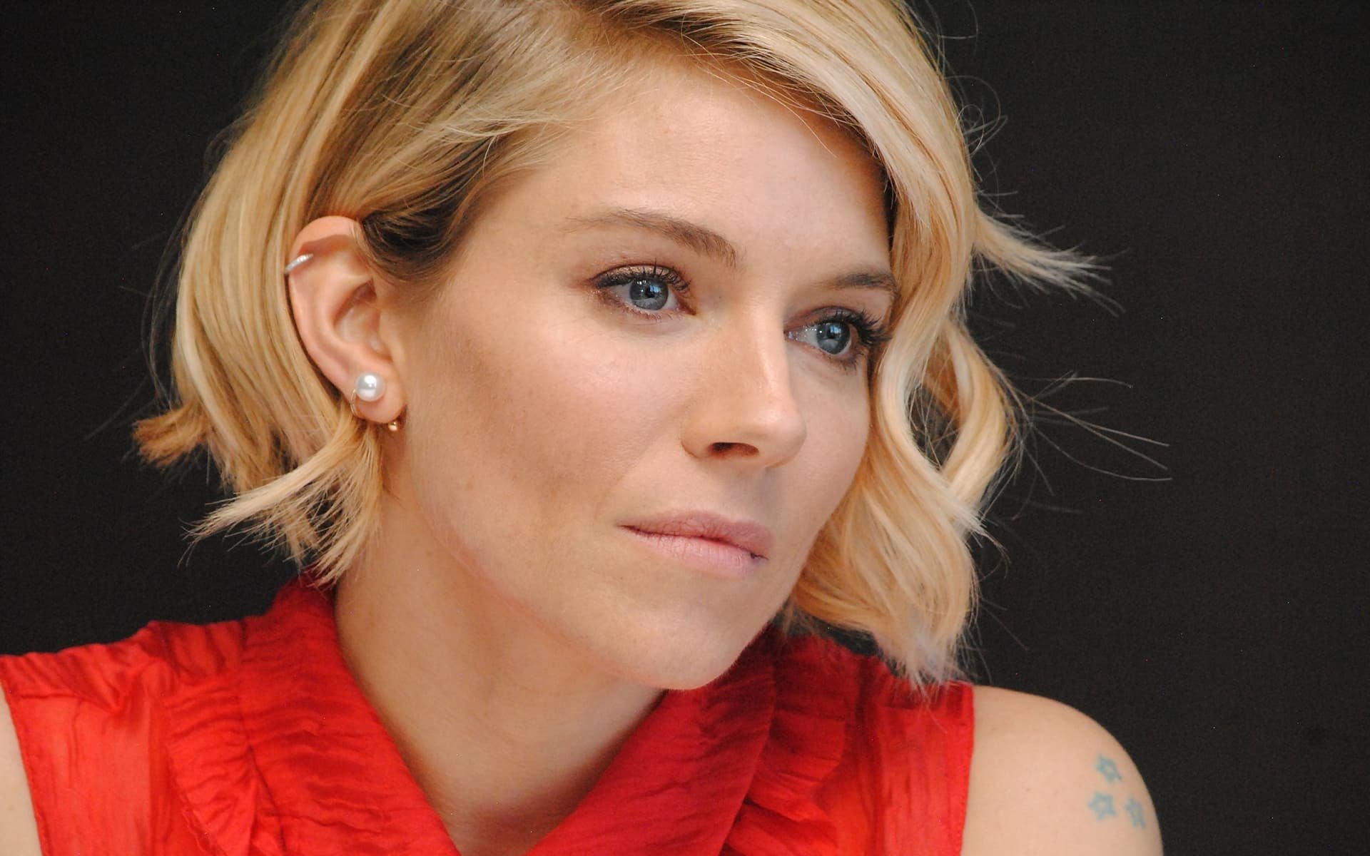 Сиенна миллер фото. Сиенна Миллер. Сиенна Миллер Sienna Miller. Сиенна Роуз Диана Миллер.