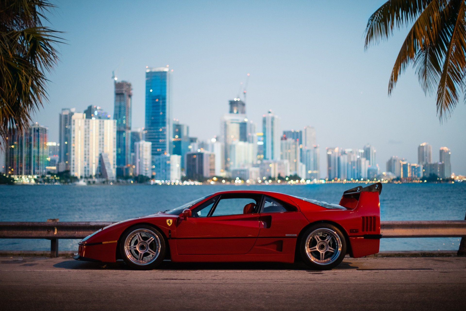 Download Depth Of Field City Car Ferrari Vehicle Ferrari F40 HD Wallpaper