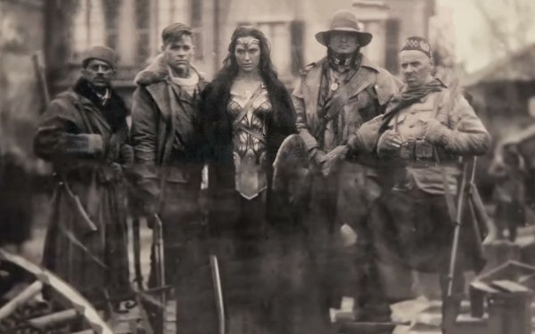 Movie Wonder Woman Chris Pine Gal Gadot HD Wallpaper | Background Image