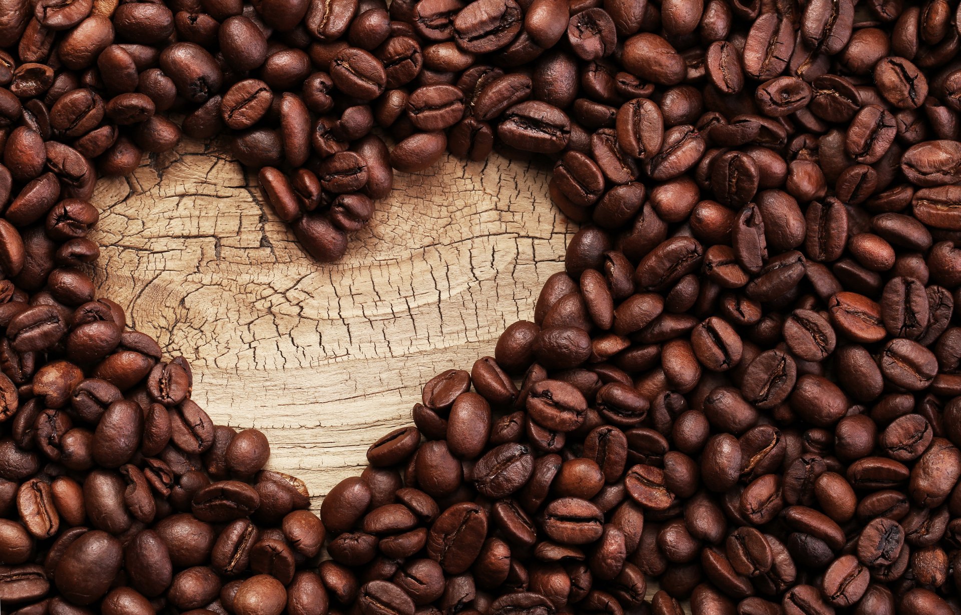 Download Coffee Beans Heart-shaped Artistic Heart 4k Ultra HD Wallpaper