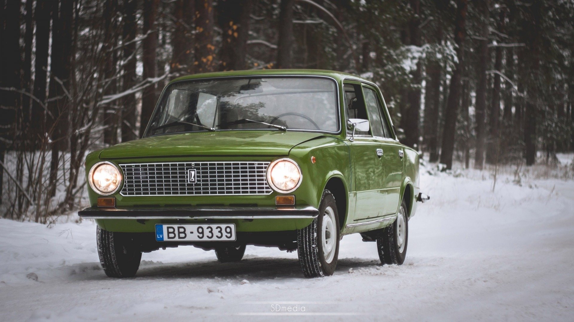 Download Green Car Vehicle VAZ-2101 HD Wallpaper